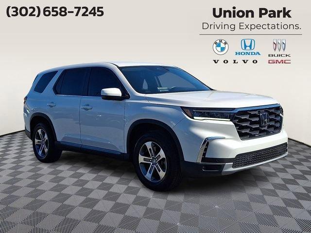 used 2025 Honda Pilot car, priced at $44,988