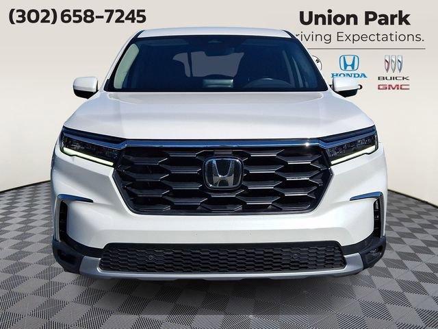used 2025 Honda Pilot car, priced at $44,988
