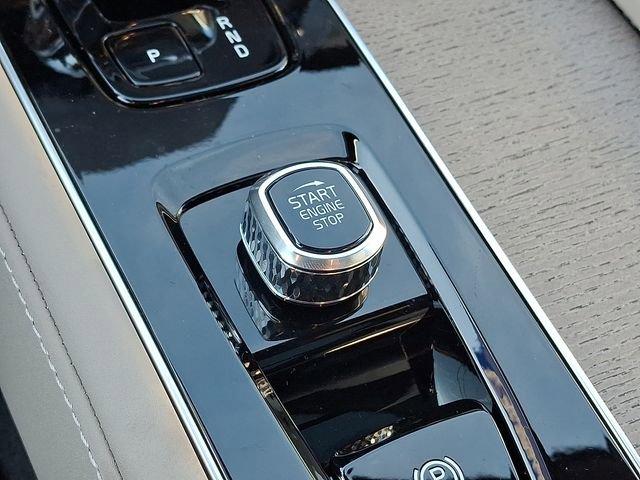 new 2026 Volvo XC90 Plug-In Hybrid car, priced at $86,000