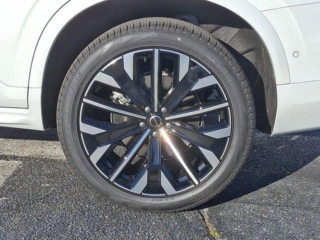 new 2026 Volvo XC90 Plug-In Hybrid car, priced at $86,000