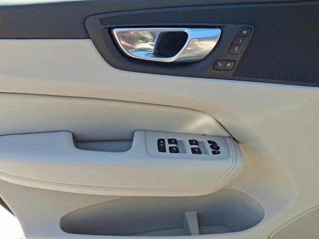 used 2023 Volvo XC60 car, priced at $34,995