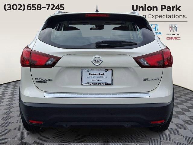 used 2019 Nissan Rogue Sport car, priced at $21,284