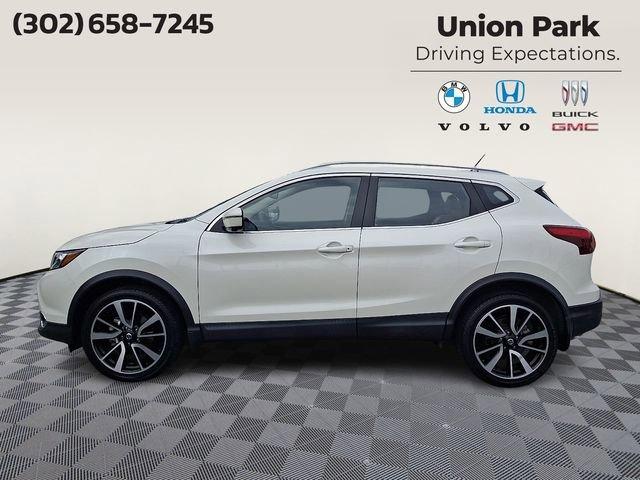 used 2019 Nissan Rogue Sport car, priced at $21,284