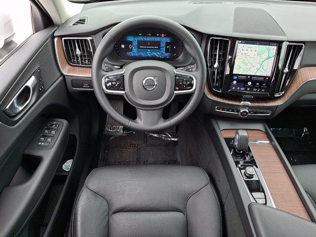 used 2023 Volvo XC60 car, priced at $35,984