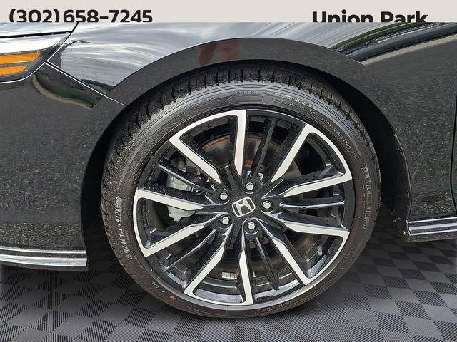 used 2025 Honda Accord Hybrid car, priced at $35,384