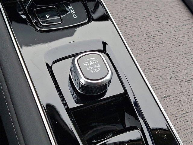 new 2026 Volvo XC90 car, priced at $75,155