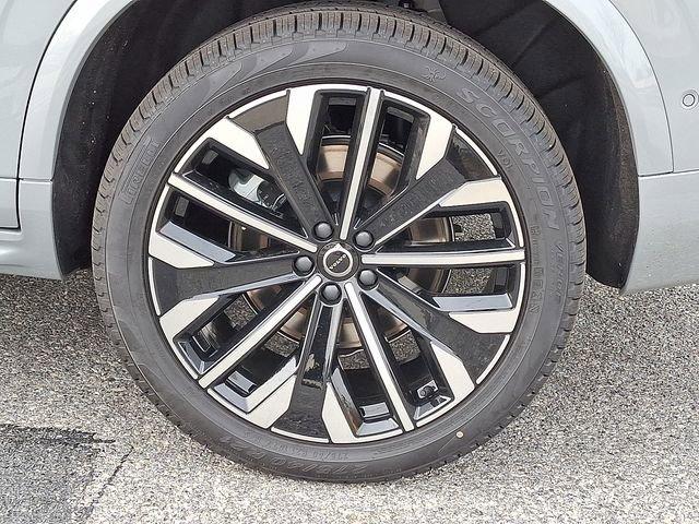 new 2026 Volvo XC90 car, priced at $75,155