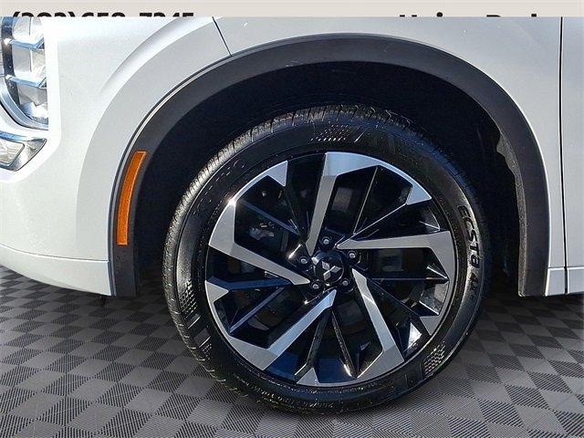 used 2022 Mitsubishi Outlander car, priced at $20,795