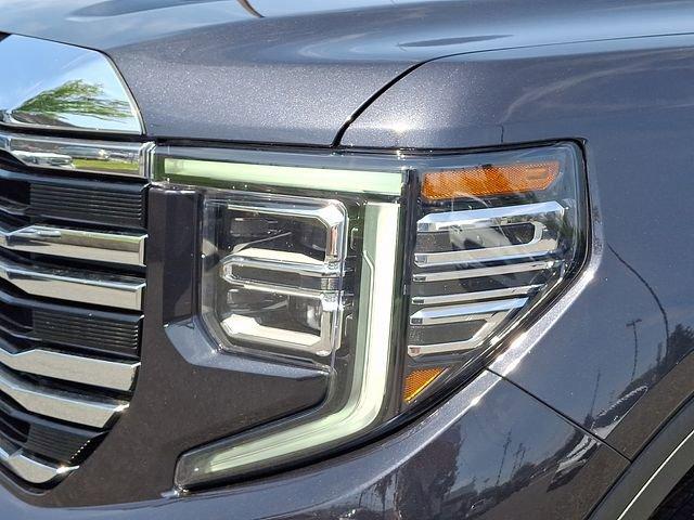 used 2025 GMC Sierra 1500 car, priced at $44,084
