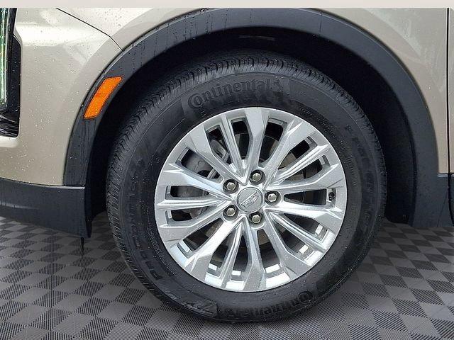 used 2024 Cadillac XT4 car, priced at $30,988