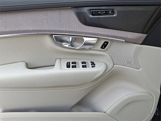 new 2026 Volvo XC90 car, priced at $75,155