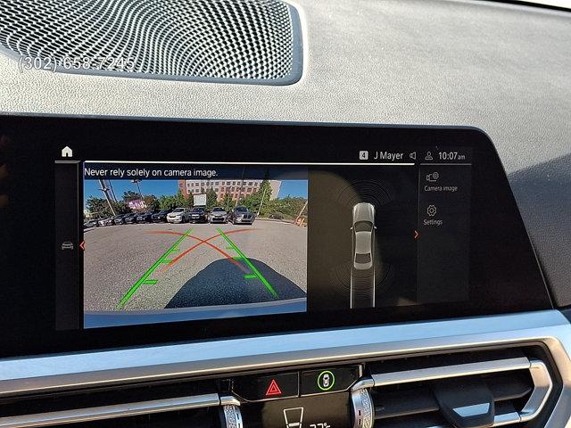 BMW 3 Series view 18