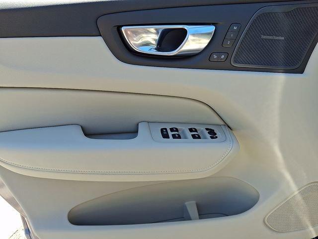 new 2026 Volvo XC60 car, priced at $64,890