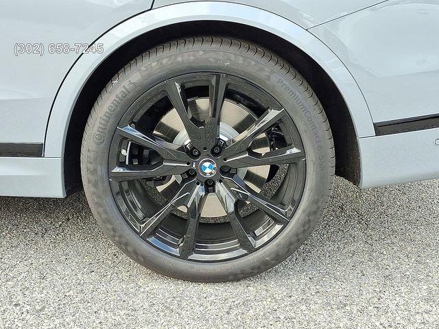 new 2026 BMW X7 car, priced at $125,930