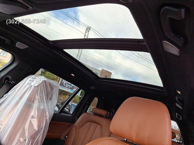 new 2026 BMW X7 car, priced at $125,930