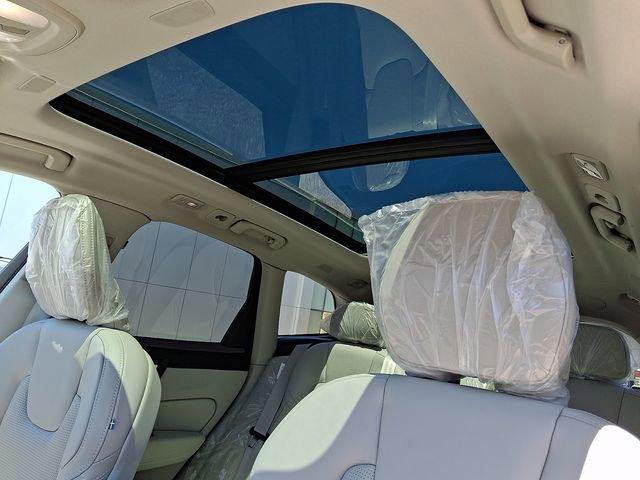 new 2026 Volvo XC60 Plug-In Hybrid car, priced at $76,190