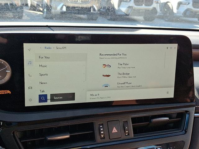 used 2023 Lexus ES 300h car