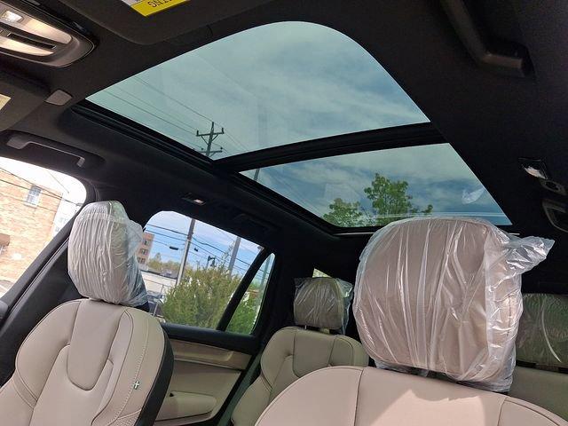 new 2026 Volvo XC90 car, priced at $74,020