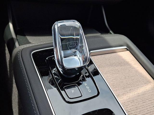 new 2026 Volvo XC90 Plug-In Hybrid car, priced at $83,369