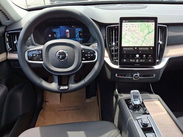 new 2026 Volvo XC90 Plug-In Hybrid car, priced at $83,369