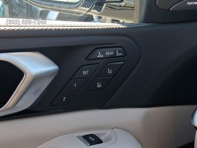 new 2026 BMW X7 car, priced at $105,105