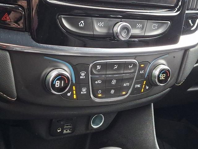 used 2023 Chevrolet Traverse car, priced at $29,988