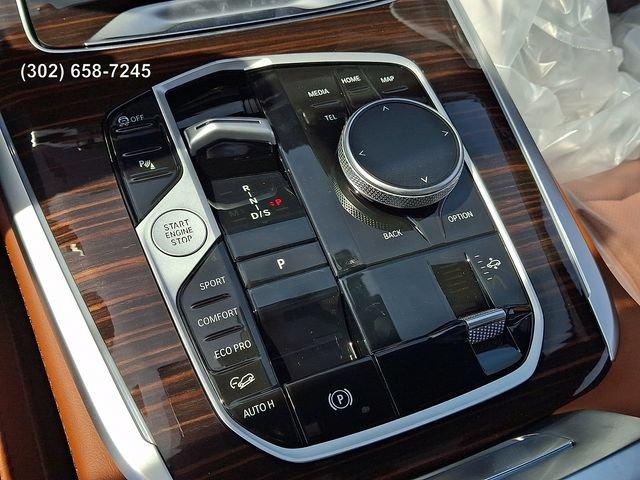 new 2027 BMW X7 car, priced at $102,494