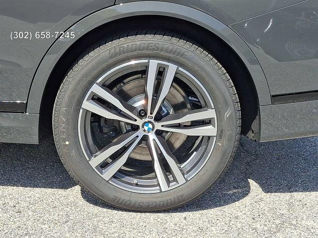 new 2027 BMW X7 car, priced at $102,494