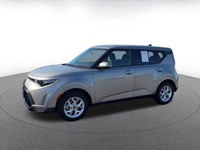 used 2025 Kia Soul car, priced at $17,876