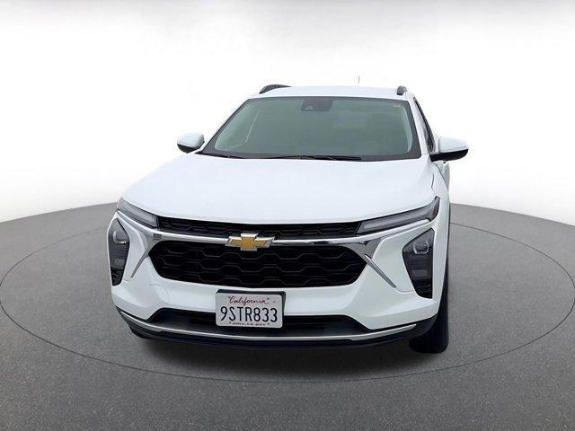 used 2025 Chevrolet Trax car, priced at $19,175