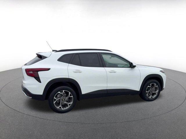 used 2025 Chevrolet Trax car, priced at $19,175