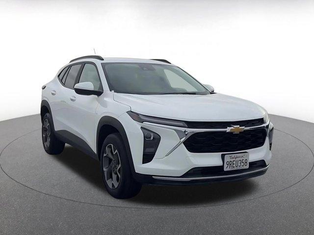 used 2025 Chevrolet Trax car, priced at $18,958