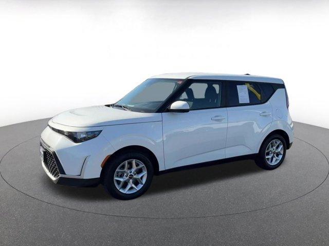 used 2025 Kia Soul car, priced at $17,434