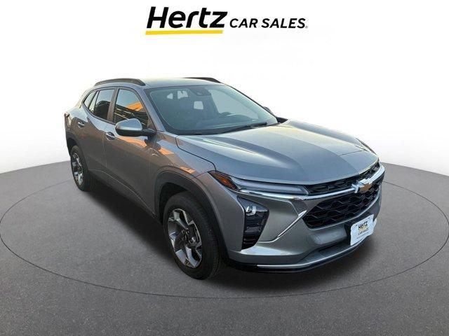 used 2025 Chevrolet Trax car, priced at $19,550