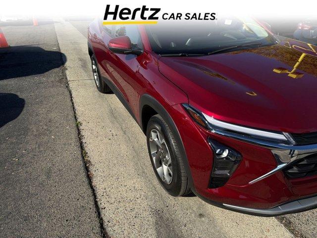 used 2025 Chevrolet Trax car, priced at $19,591