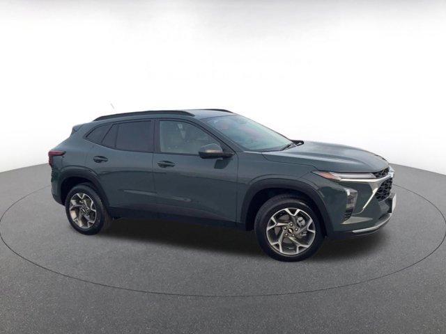 used 2025 Chevrolet Trax car, priced at $19,500