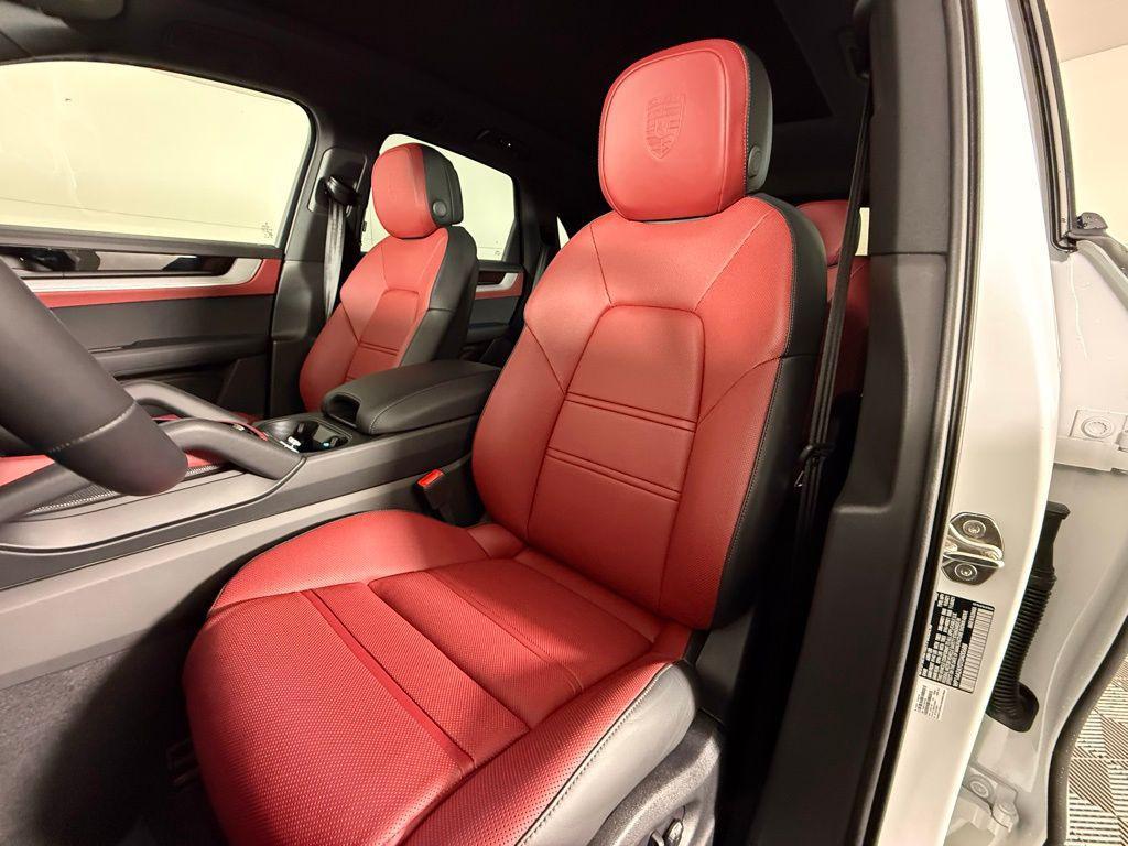 used 2026 Porsche Cayenne car, priced at $99,778