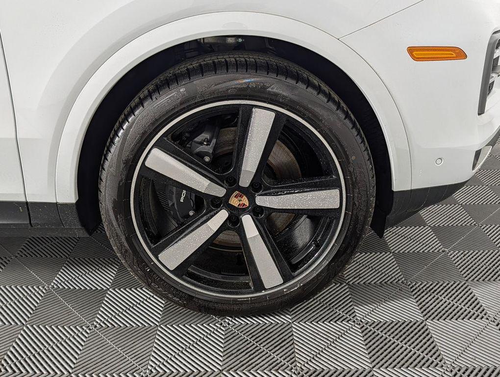 new 2026 Porsche Cayenne car