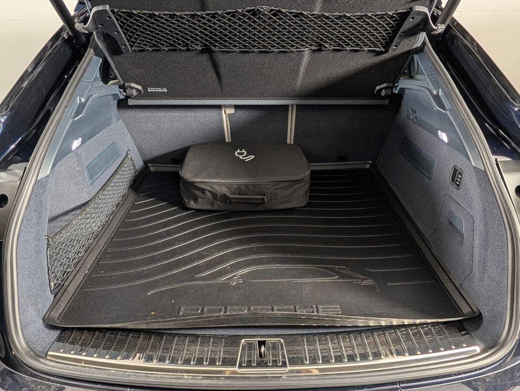 used 2020 Porsche Cayenne car, priced at $94,009