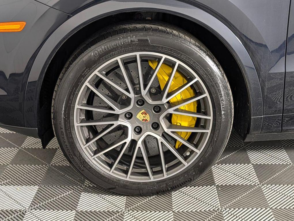 used 2020 Porsche Cayenne car, priced at $94,009