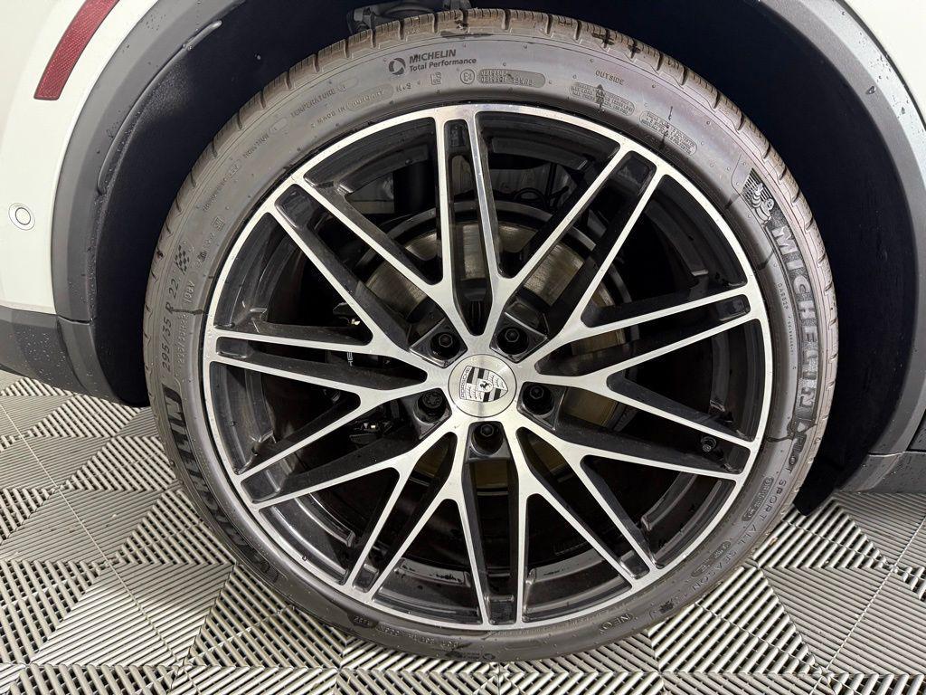 new 2025 Porsche Macan car, priced at $103,525