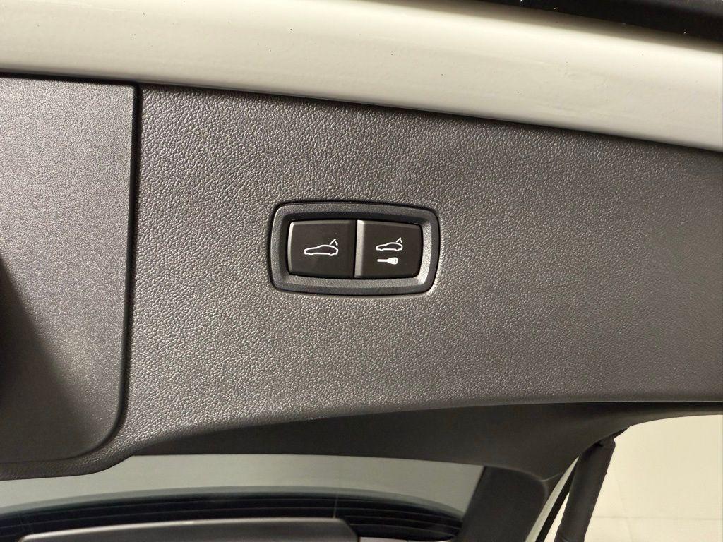 used 2025 Porsche Cayenne car, priced at $92,301