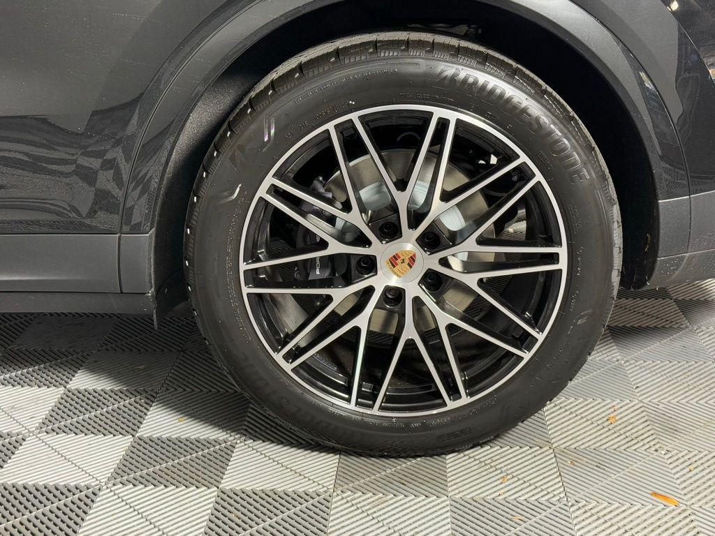 new 2026 Porsche Cayenne car, priced at $106,430
