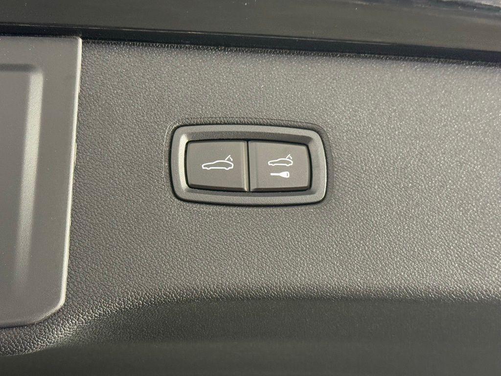 new 2026 Porsche Cayenne car, priced at $106,430