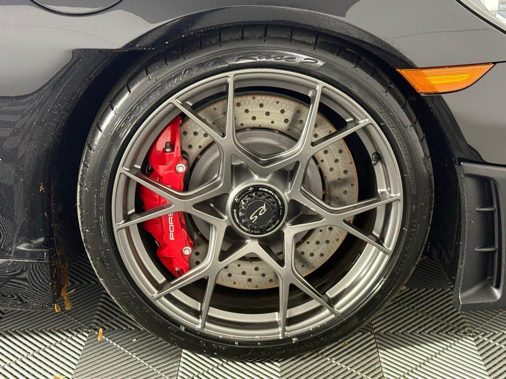 new 2025 Porsche 718 Spyder car, priced at $177,385