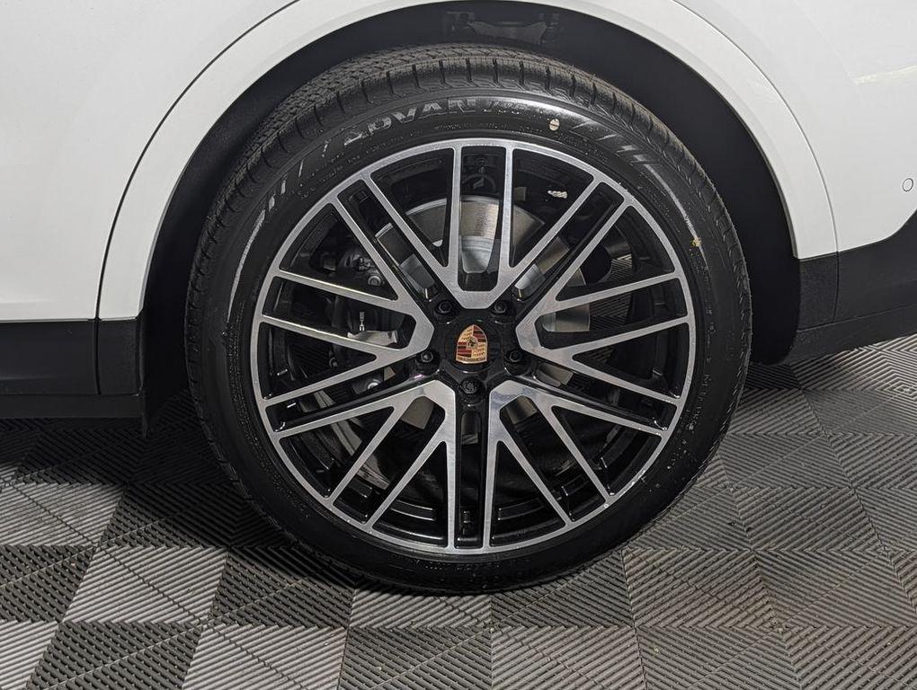 new 2026 Porsche Cayenne car, priced at $111,660