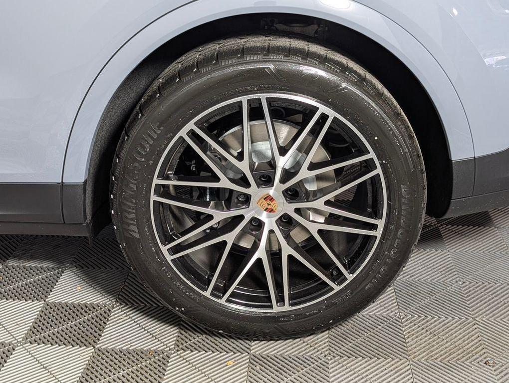 new 2026 Porsche Cayenne car, priced at $109,900