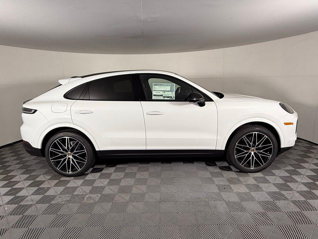 new 2025 Porsche Cayenne car, priced at $113,985