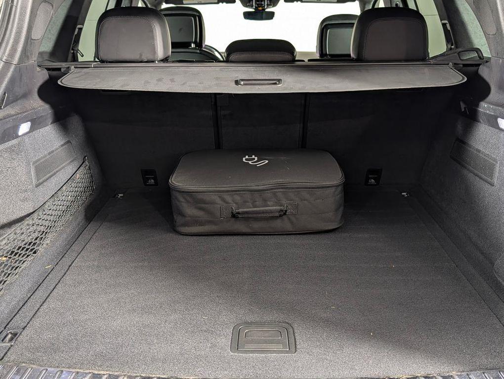 used 2020 Porsche Cayenne car, priced at $73,800