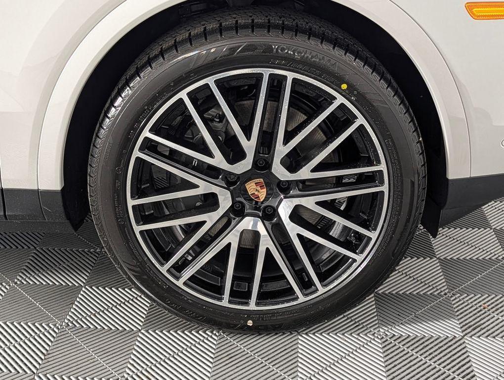 new 2026 Porsche Cayenne car, priced at $104,390